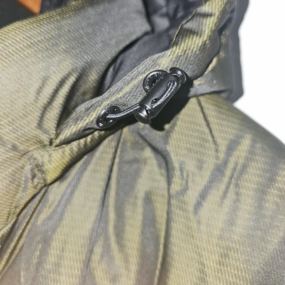 Calvin Klein Mens Full-Zip Puffer Jacket Large Green Iridescent - NWT $225 - Picture 8 of 16